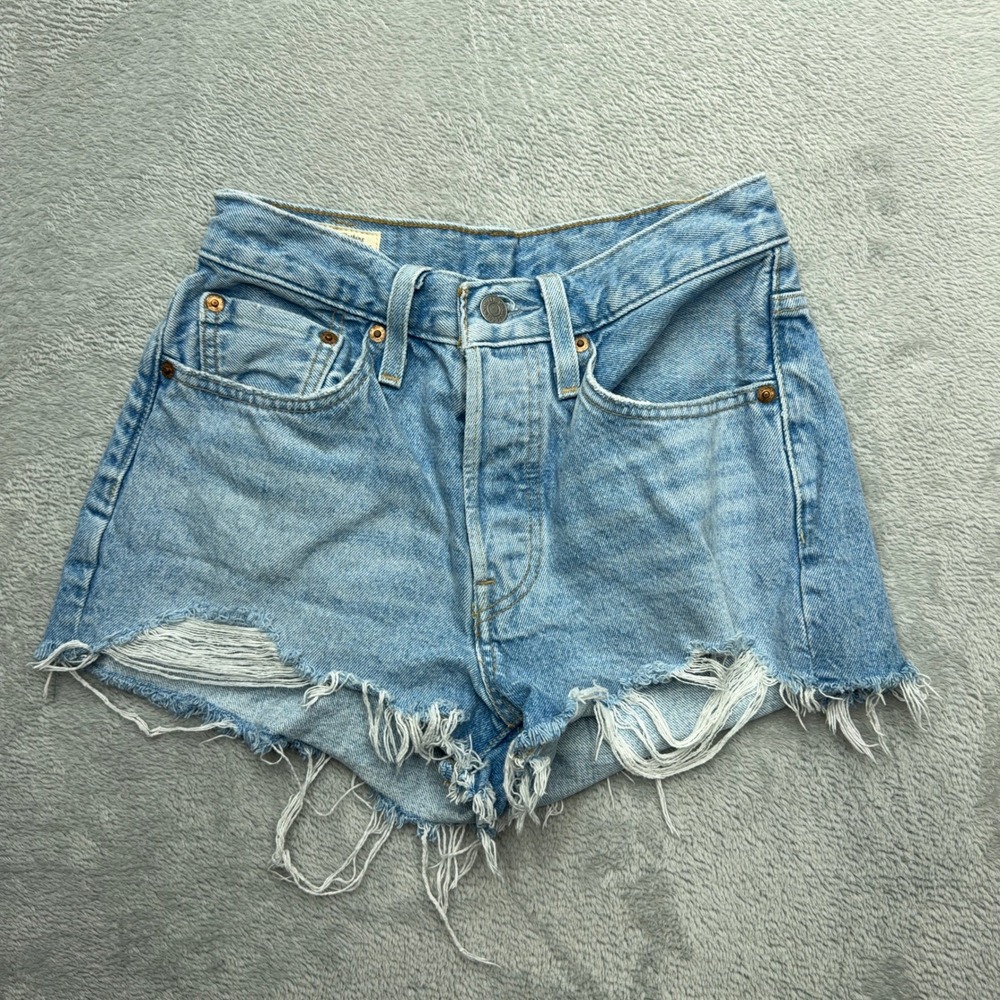 Levis 501 Denim Shorts Womens 26 Blue Original High Rise Distressed Cut Off
